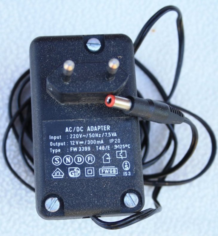AC / DC adapter Type FW3399 T40/E